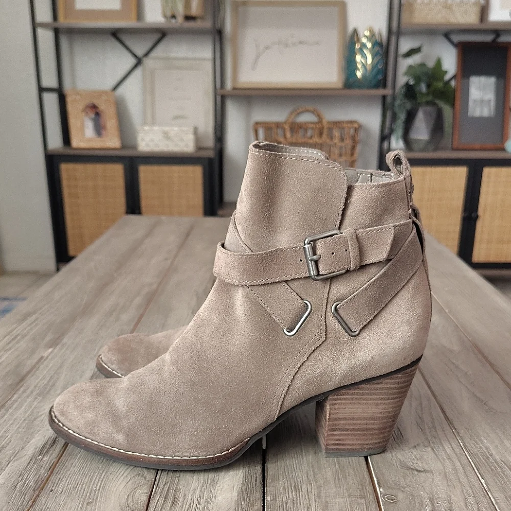Sam Edelman Western-Inspired Suede Ankle Boots In Taupe Size 10